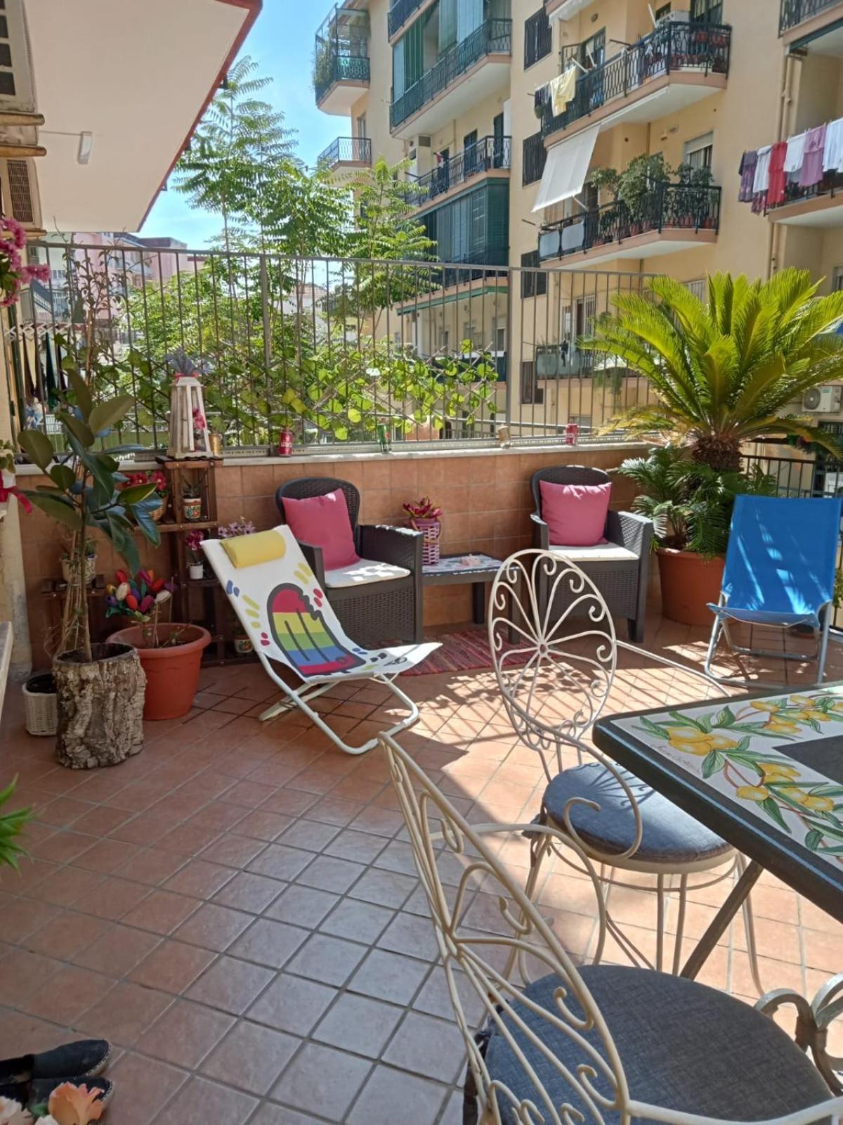 ポルティチ La Terrazza Di Monica & Teresa Bed & Breakfast エクステリア 写真