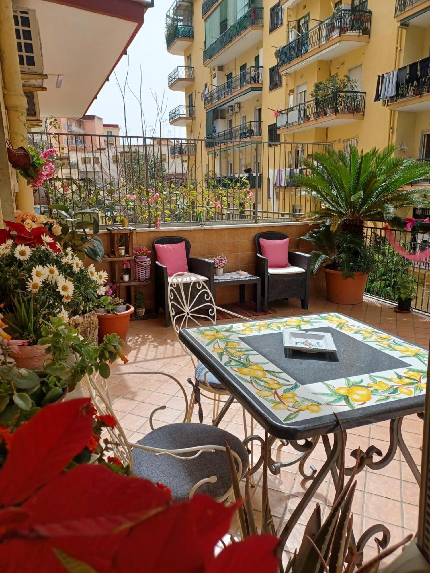ポルティチ La Terrazza Di Monica & Teresa Bed & Breakfast エクステリア 写真